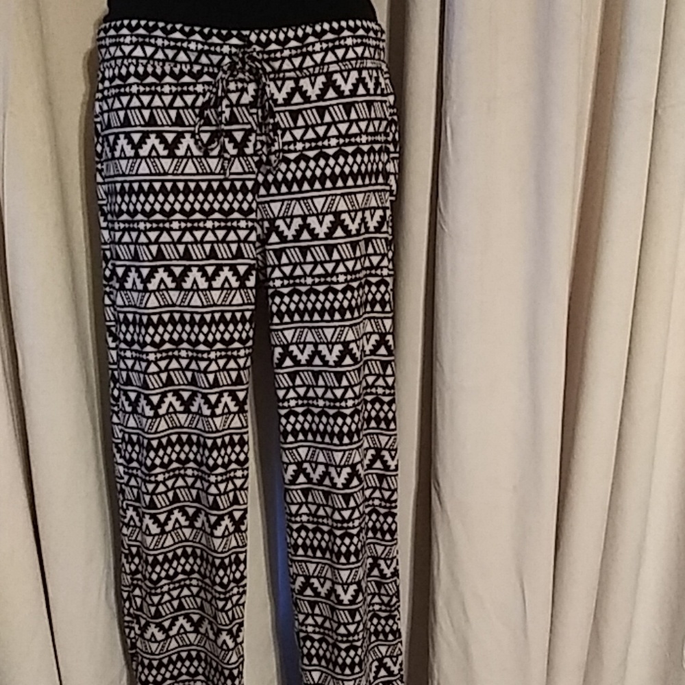 Pants - Picture 2 of 4